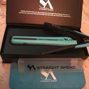 Brand New in box straight ahead straightener teal